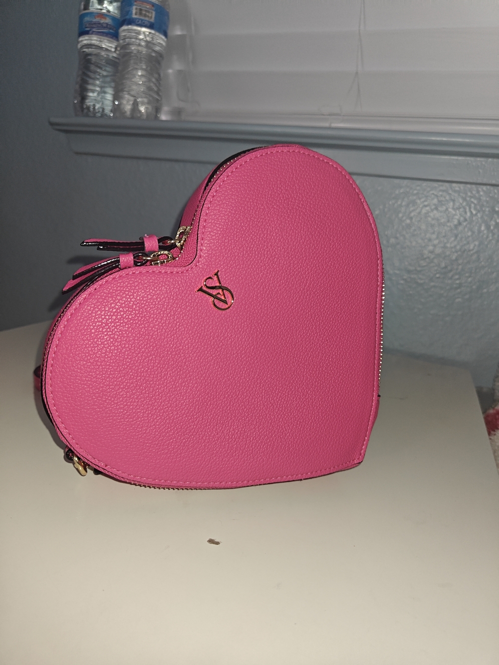 Victoria's Secret Hot Pink Heart Crossbody Bag - Picture 2 of 6